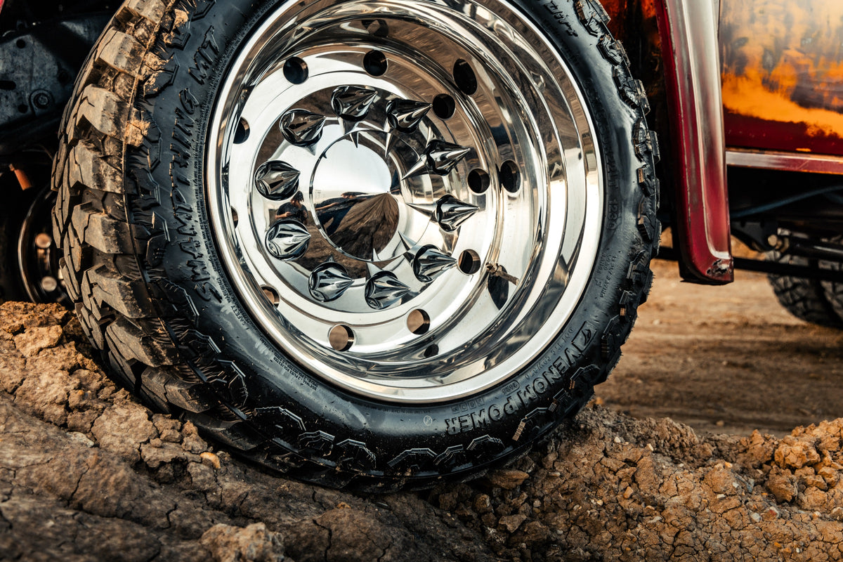 Polished wheel and tire on the 1958 Ford F700