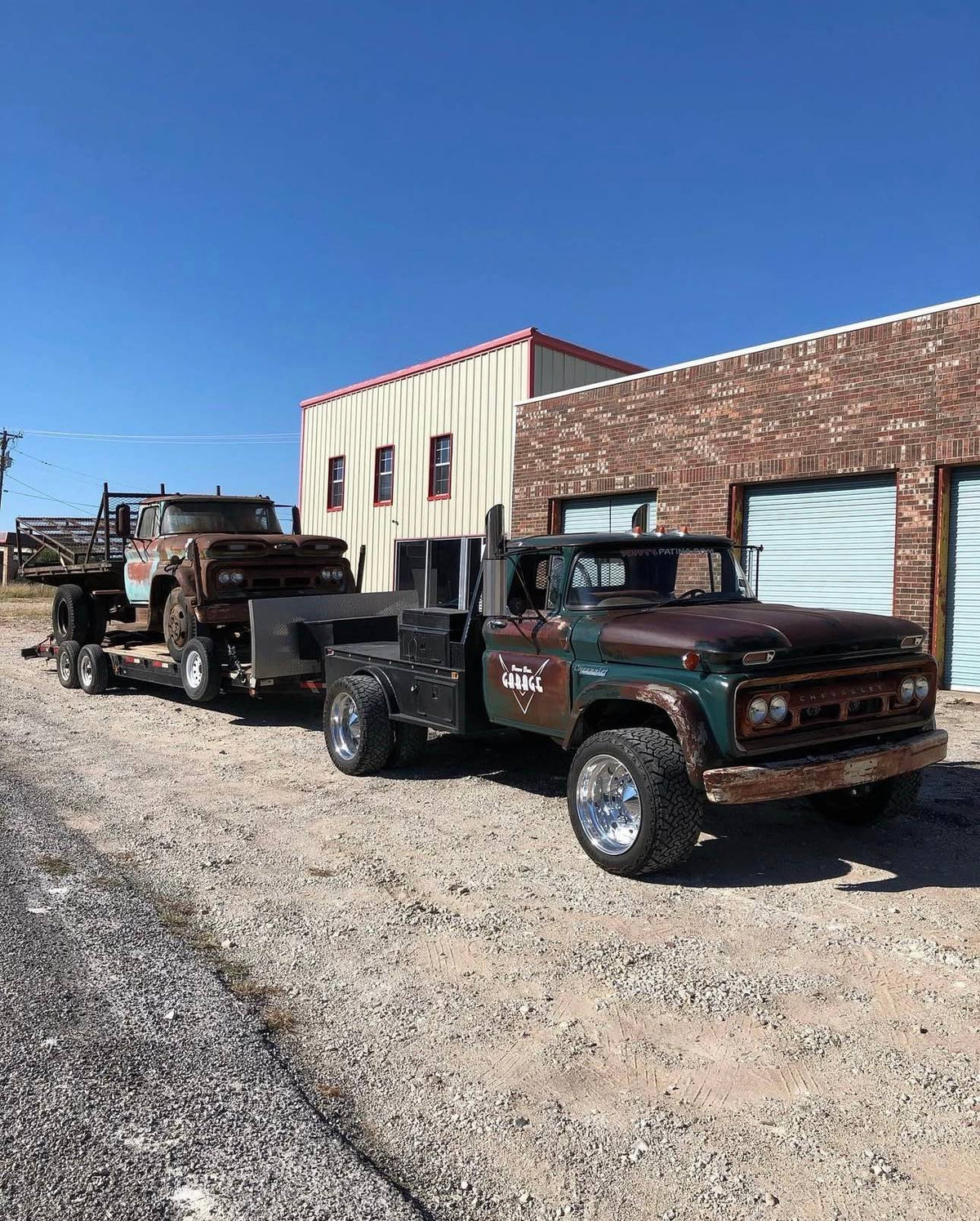 The finished 1960 C60 Viking towing Pigpen